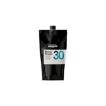 Nutrirevelador de 30 vol&uacute;menes - Blond Studio | L'Or&eacute;al Partner Shop